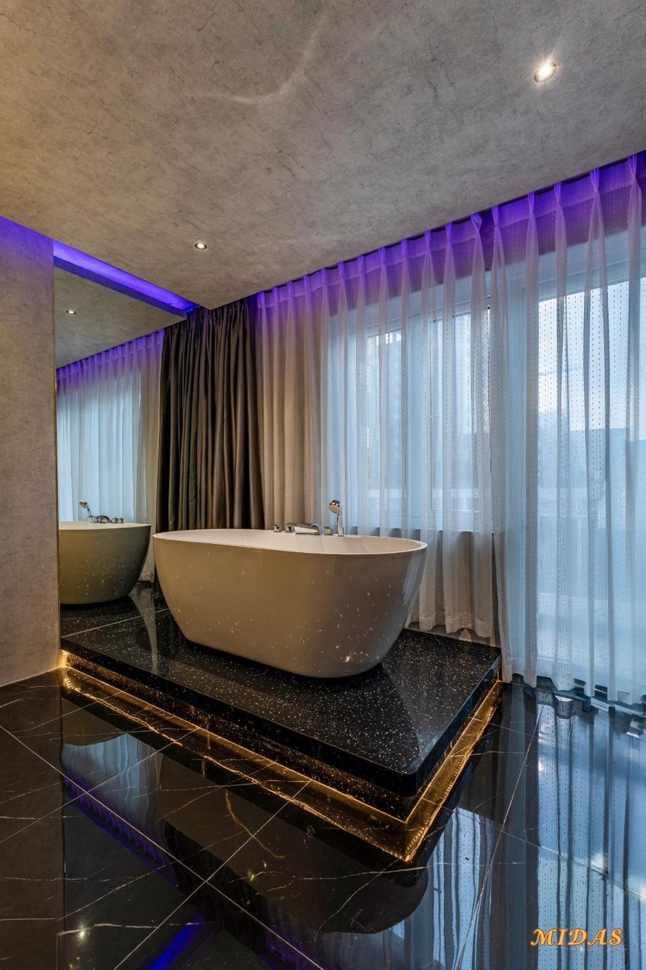 Midas Hotel 2 Ho Chi Minh-stad Buitenkant foto